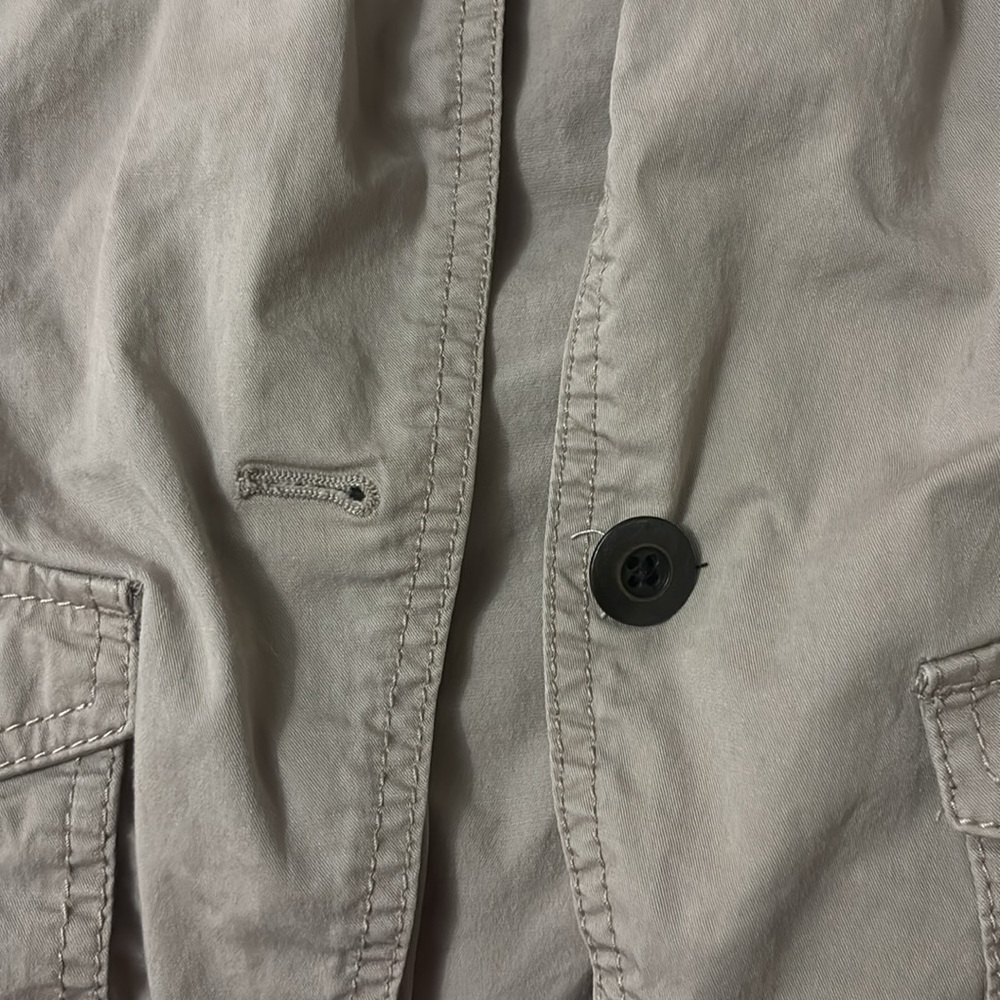Loft jacket size Medium - Picture 3 of 3
